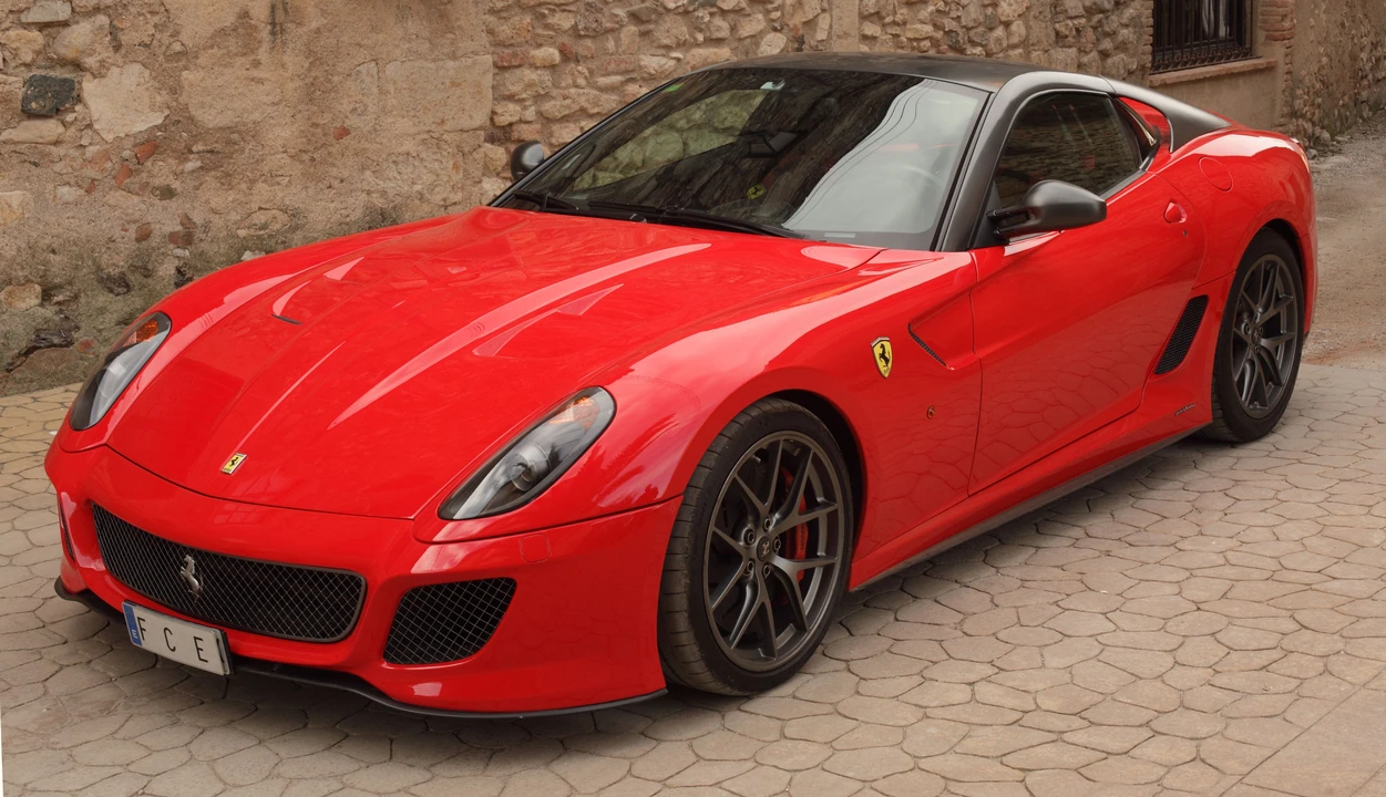 Ferrari 599 GTO - Image 9 of 16