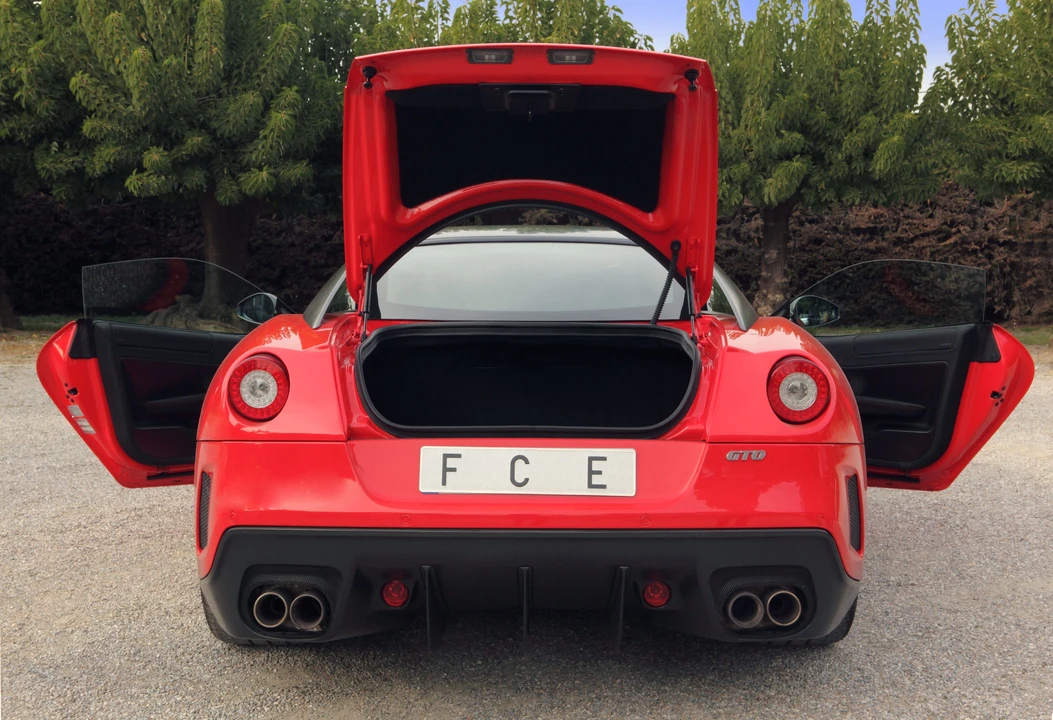 Ferrari 599 GTO - Image 12 of 16
