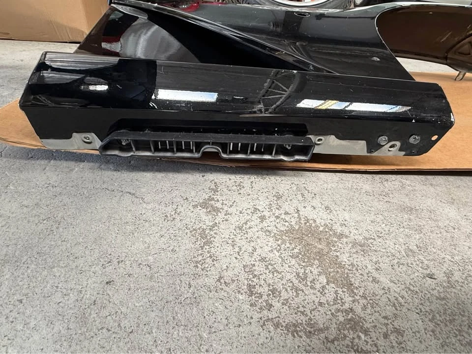 Parts & Memorabilia Bodywork - Image 5 of 9