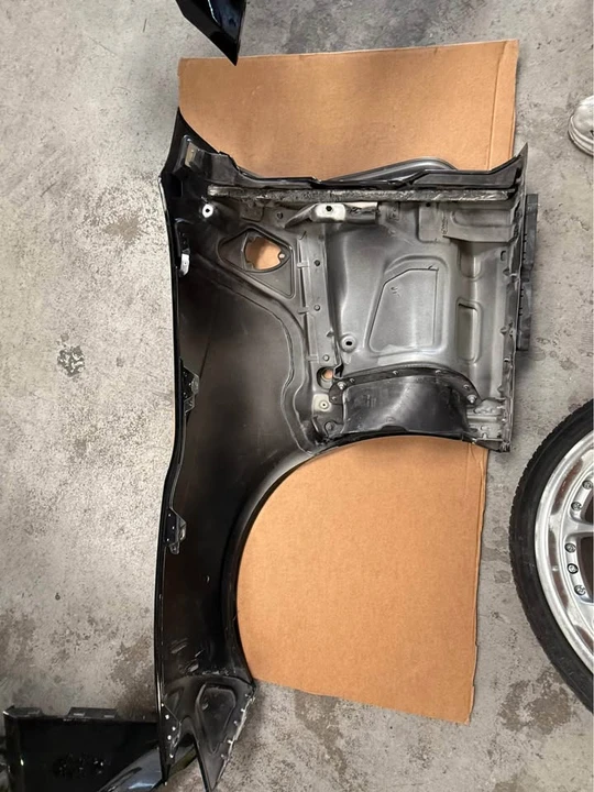 Parts & Memorabilia Bodywork - Image 9 of 9