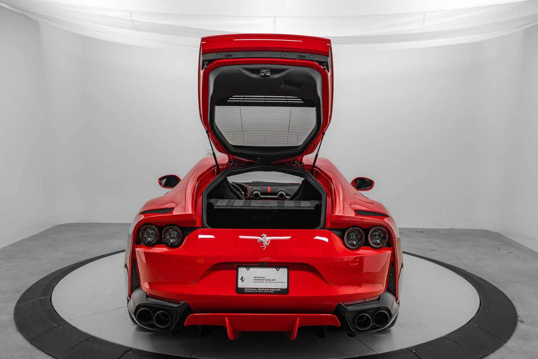 2020 Ferrari 812 Superfast - Image 20 of 31