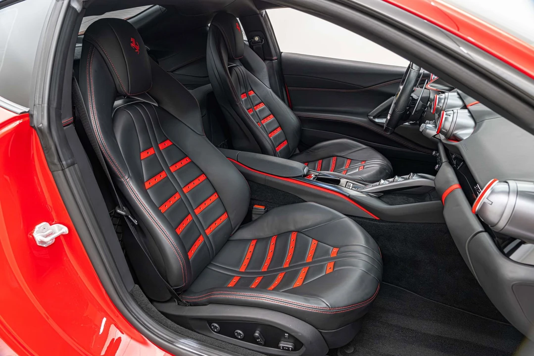 2020 Ferrari 812 Superfast - Image 25 of 31
