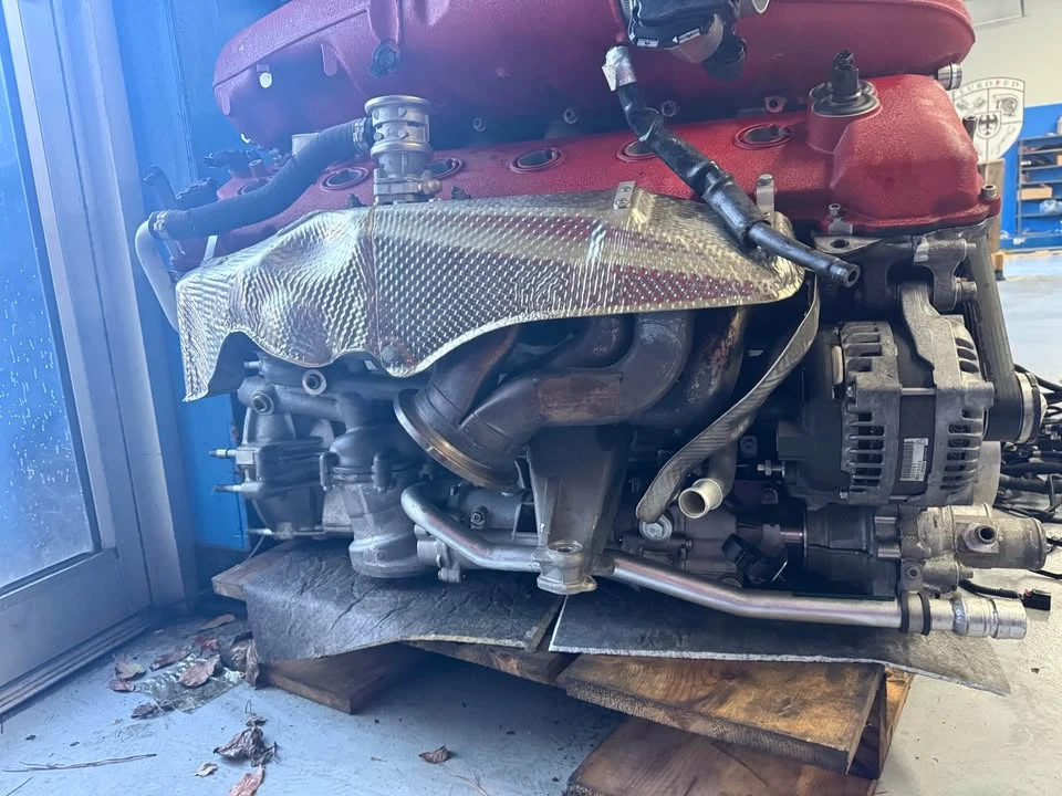 Parts & Memorabilia Engines - Image 4 of 6