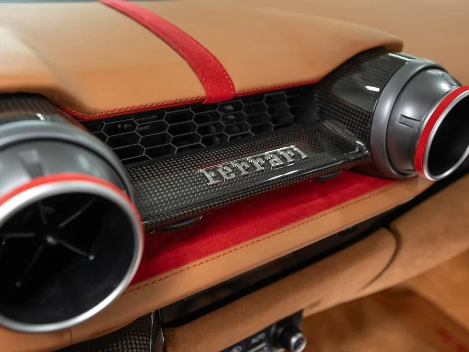 2022 Ferrari 812 GTS - Image 29 of 31