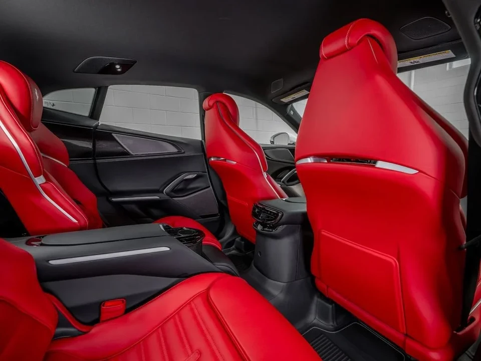 2025 Ferrari Purosangue - Image 30 of 31