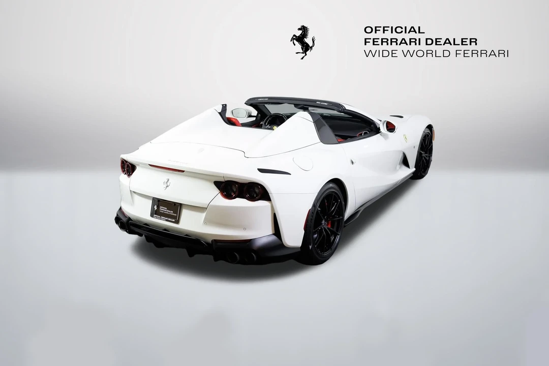 2021 Ferrari 812 GTS - Image 13 of 31
