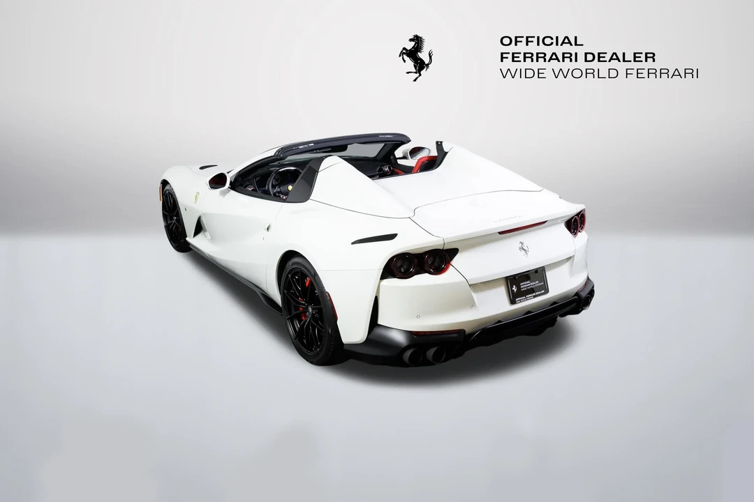 2021 Ferrari 812 GTS - Image 16 of 31