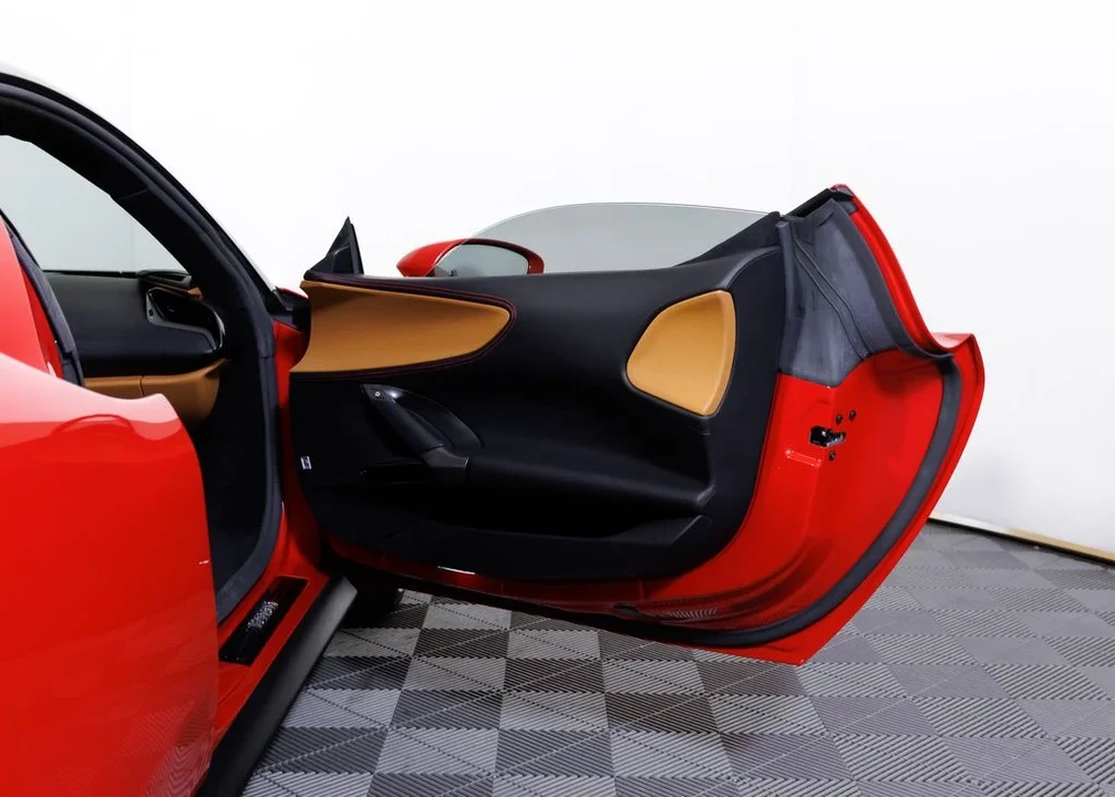 2022 Ferrari SF90 Stradale - Image 19 of 31