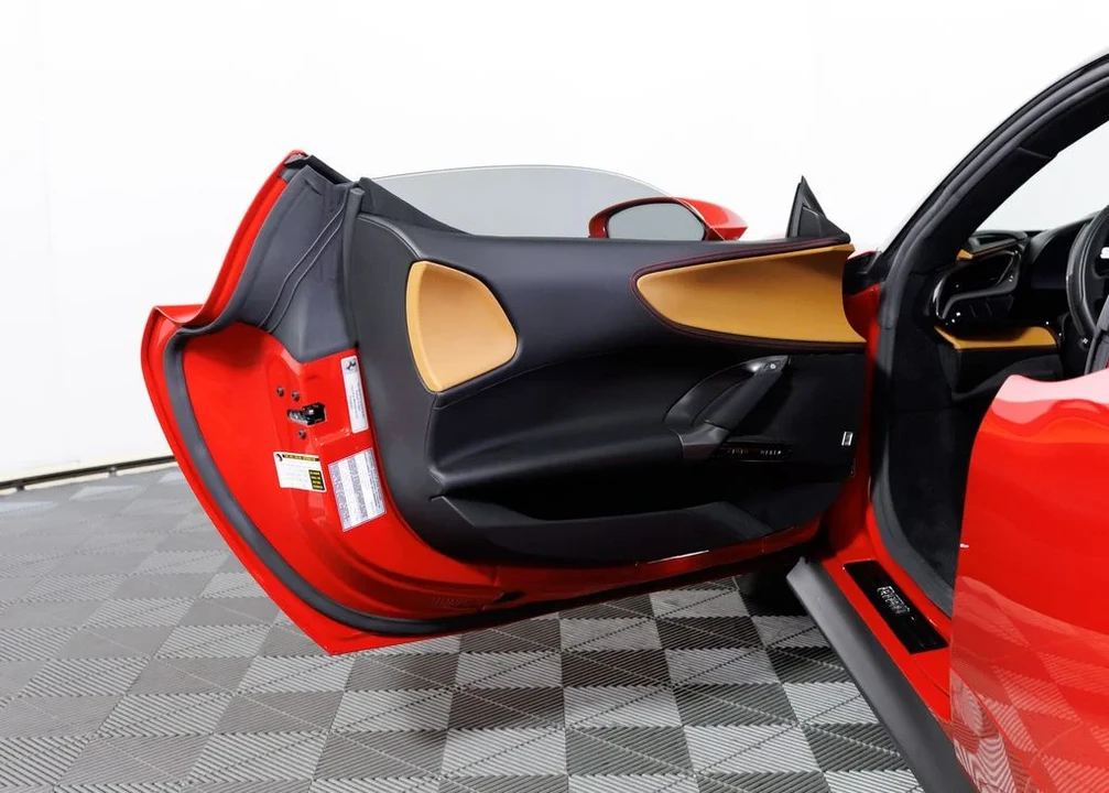 2022 Ferrari SF90 Stradale - Image 17 of 31