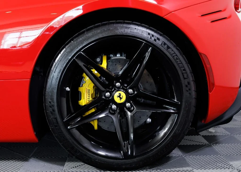 2022 Ferrari SF90 Stradale - Image 5 of 31