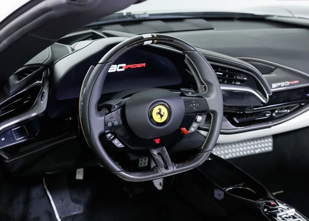 2025 Ferrari SF90 Spider - Image 19 of 31