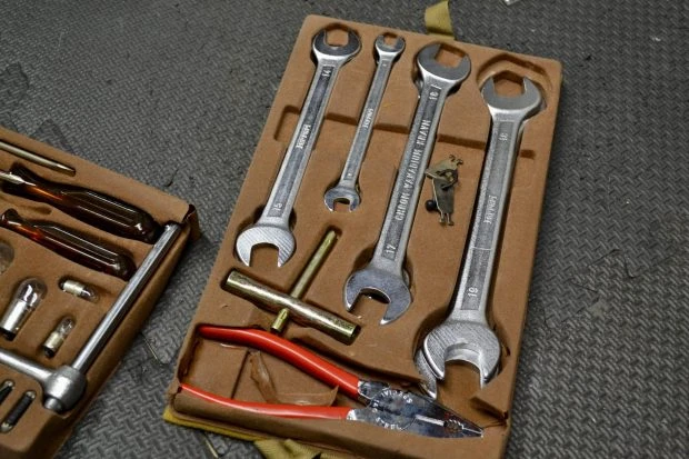 Parts & Memorabilia Tools - Image 4 of 6