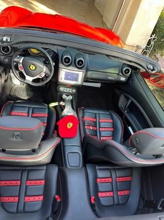 2011 Ferrari California - Image 10 of 21