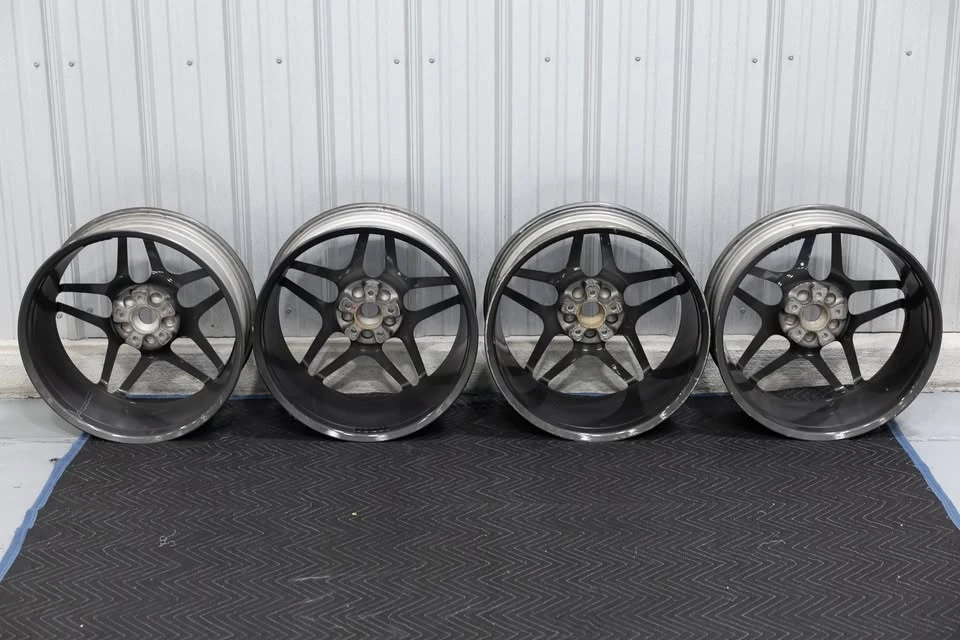 2016 Parts & Memorabilia Other Wheels - Image 5 of 9