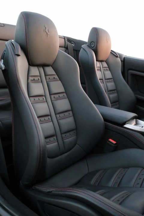 2010 Ferrari California - Image 16 of 22