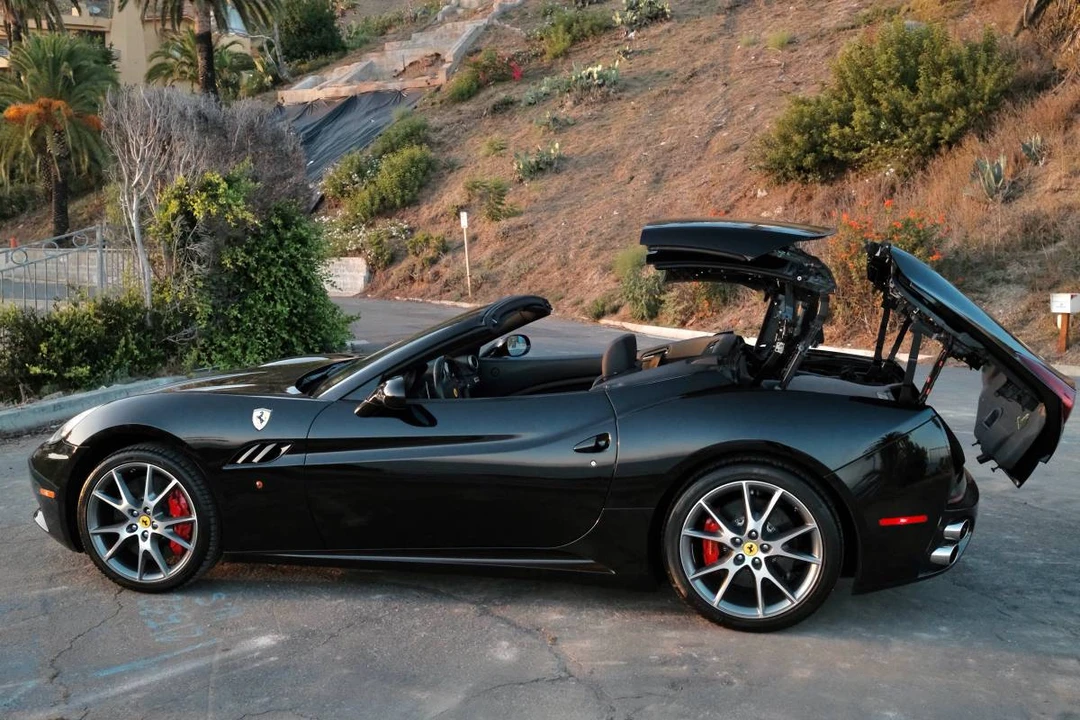 2010 Ferrari California - Image 8 of 22