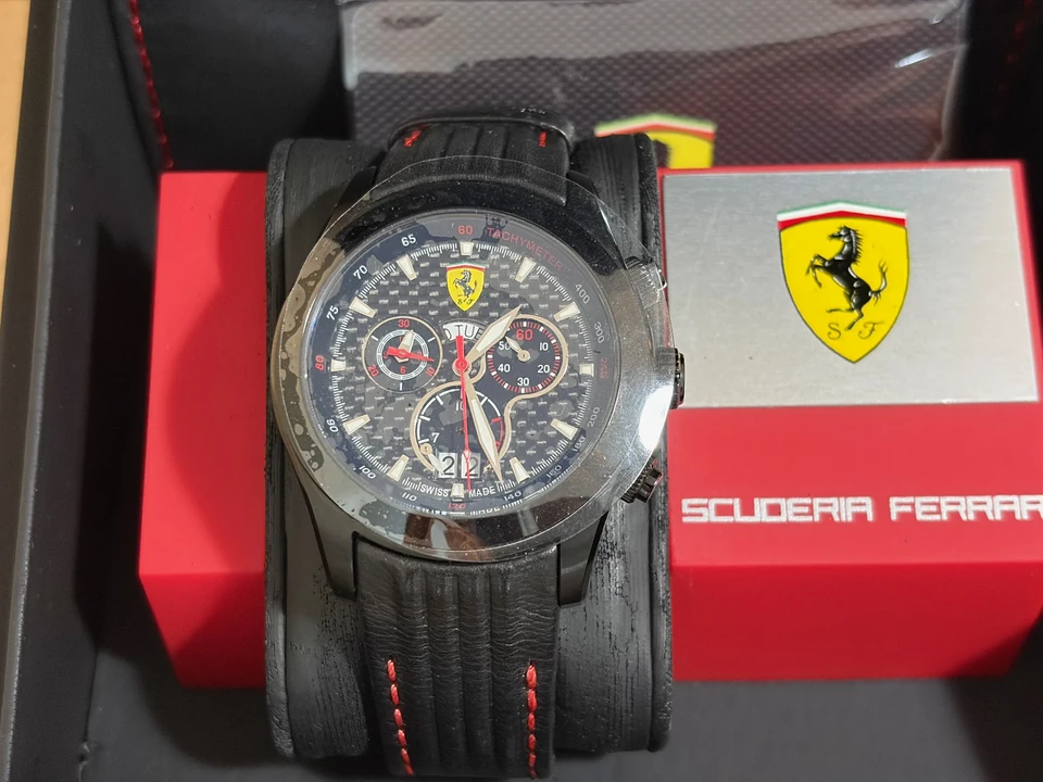 Ferrari - Image 2 of 14