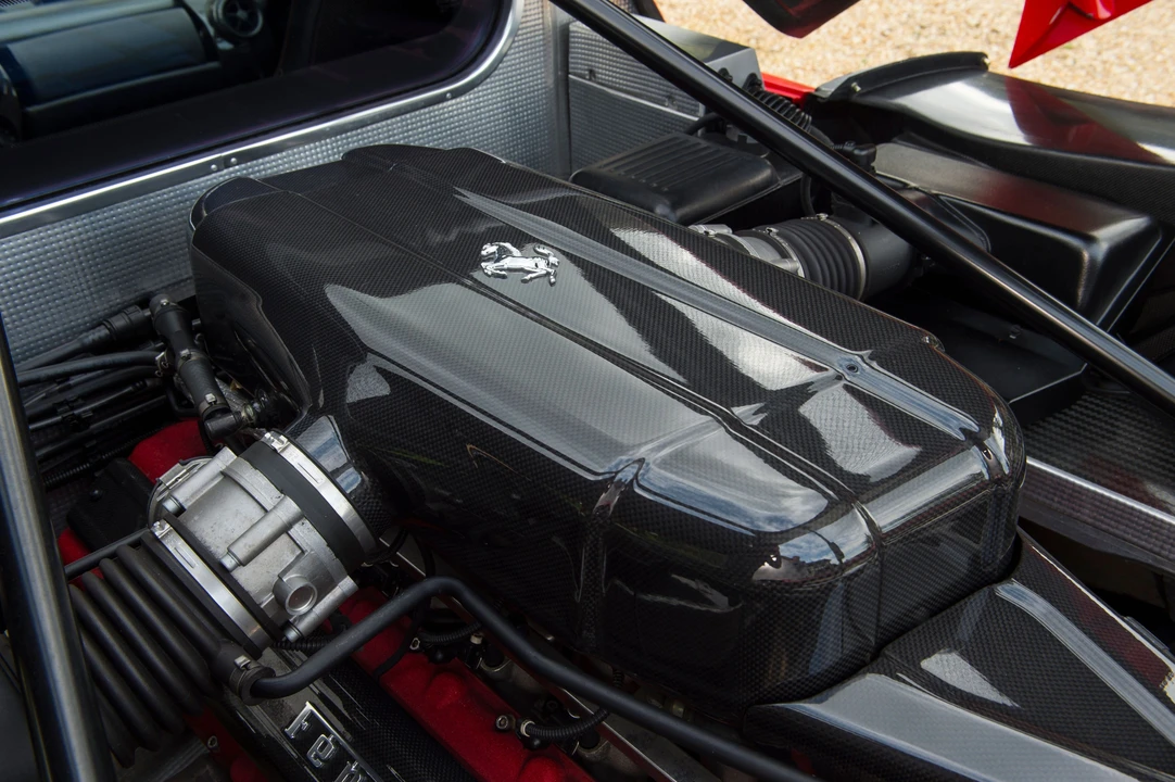 2004 Ferrari Enzo - Image 15 of 31