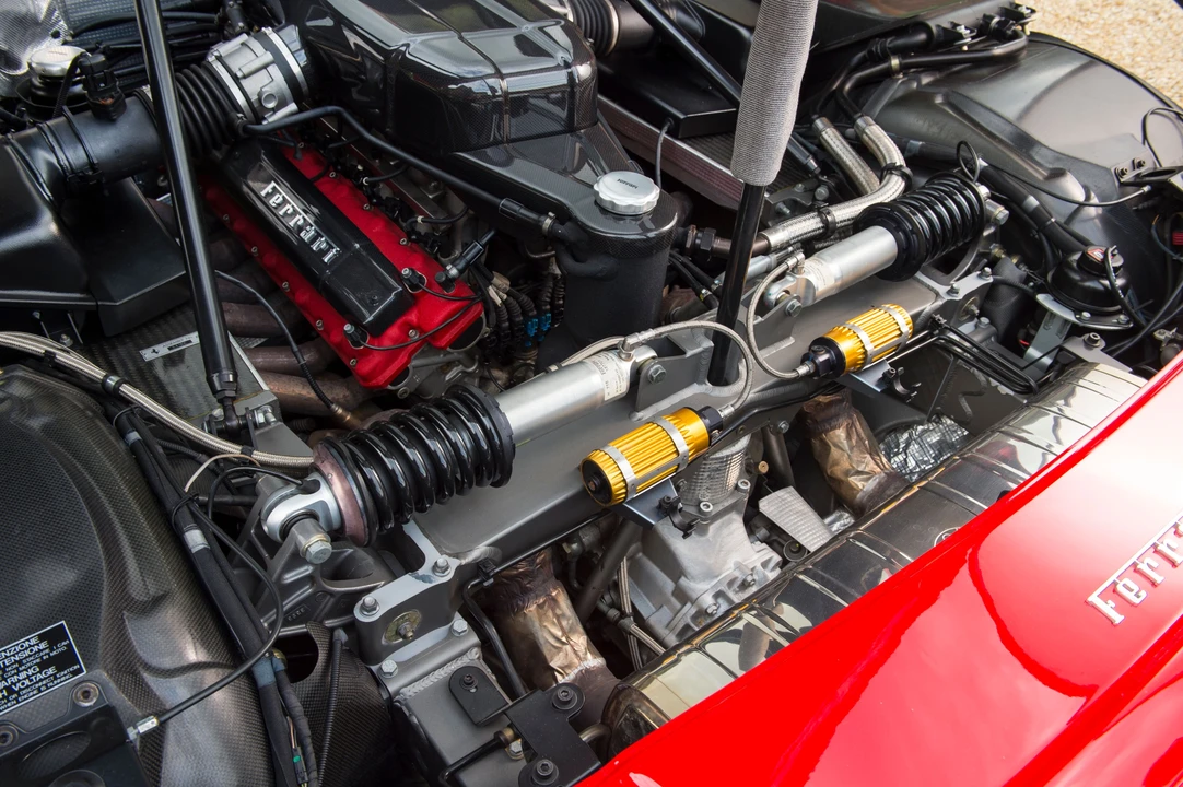 2004 Ferrari Enzo - Image 19 of 31