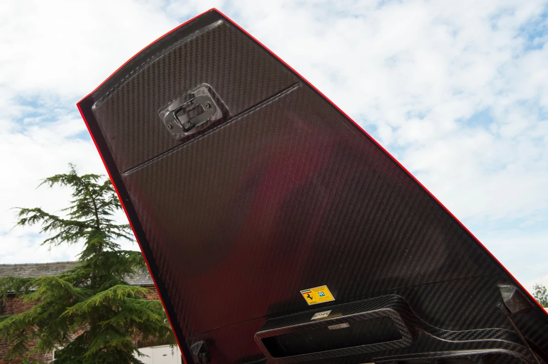 2004 Ferrari Enzo - Image 3 of 31