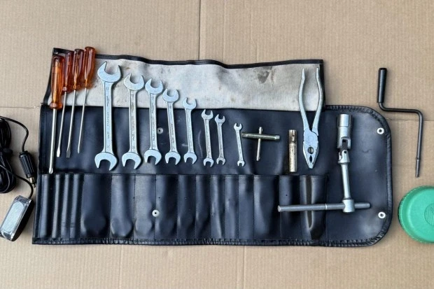 Parts & Memorabilia Tools - Image 4 of 8