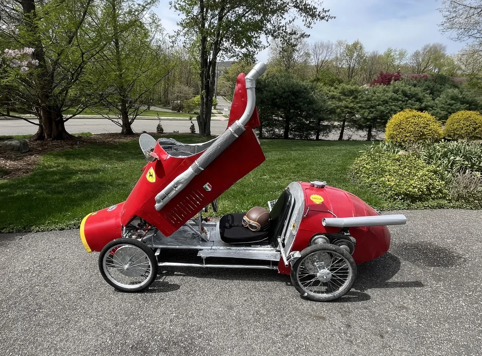Ferrari Replica - Image 7 of 17