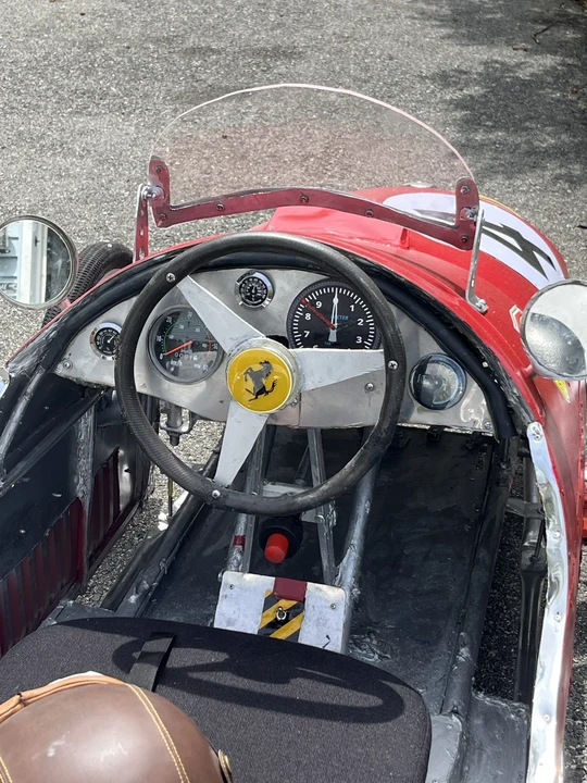 Ferrari Replica - Image 9 of 17