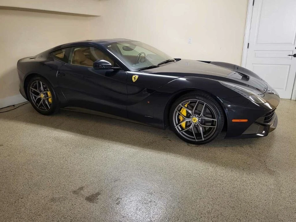 2015 Ferrari F12berlinetta - Image 3 of 6