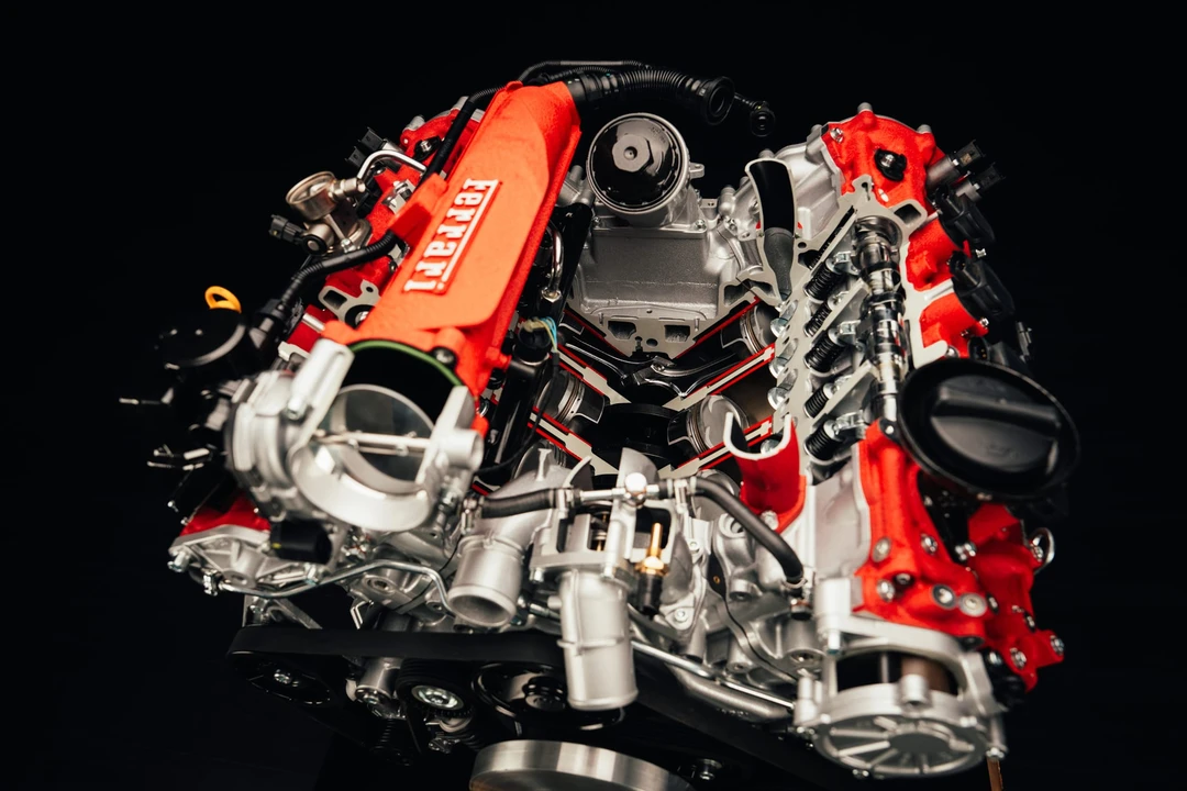 Parts & Memorabilia Engines - Image 16 of 31