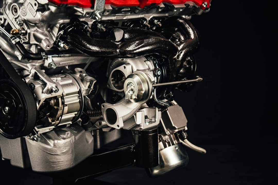Parts & Memorabilia Engines - Image 29 of 31