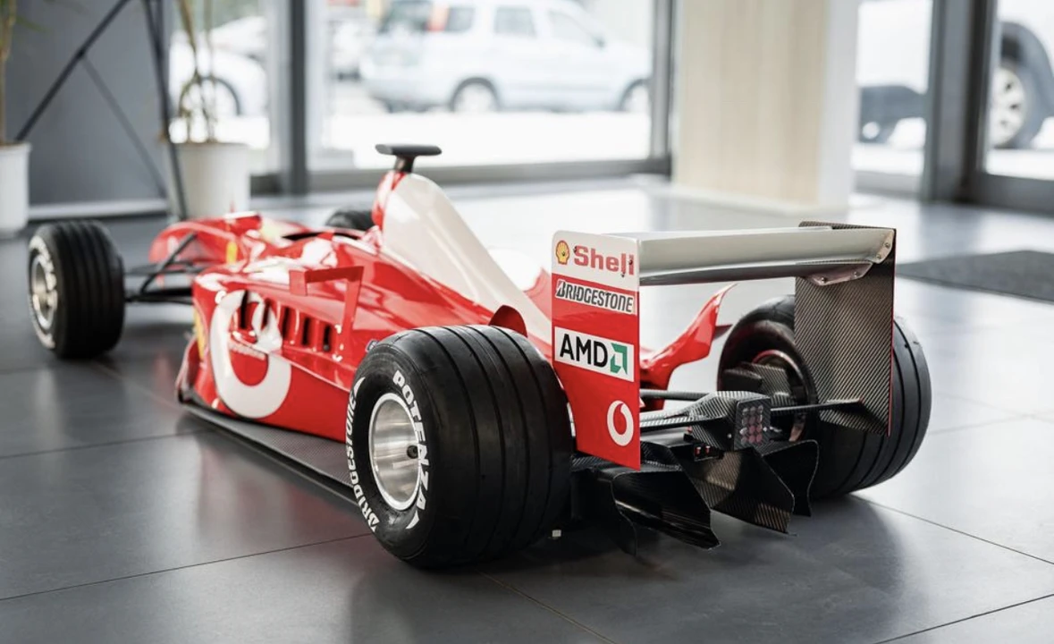 Parts & Memorabilia Scale Models - Image 9 of 21