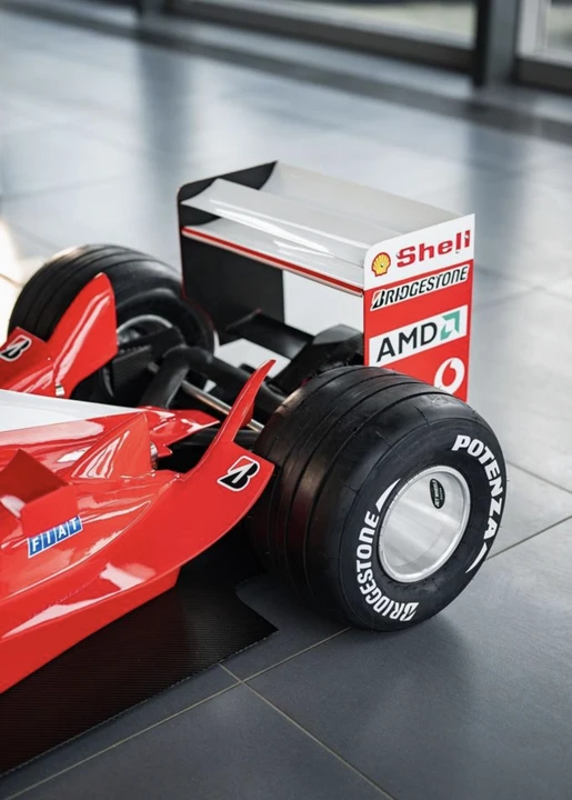 Parts & Memorabilia Scale Models - Image 15 of 21