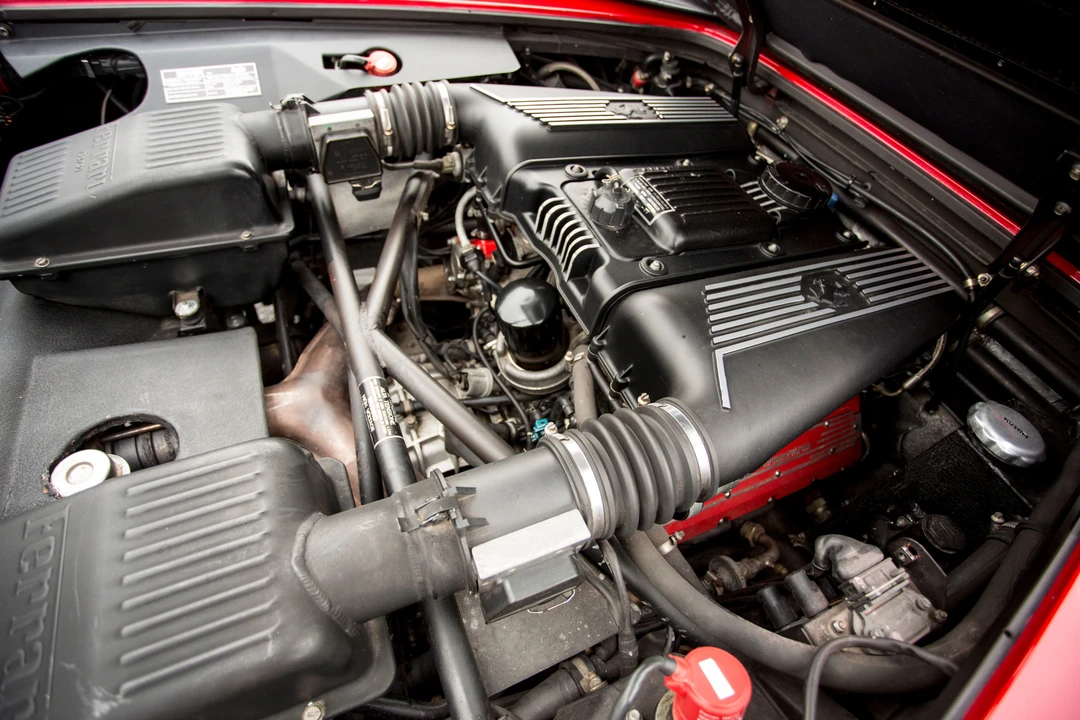 Ferrari F355 Spider - Image 11 of 23
