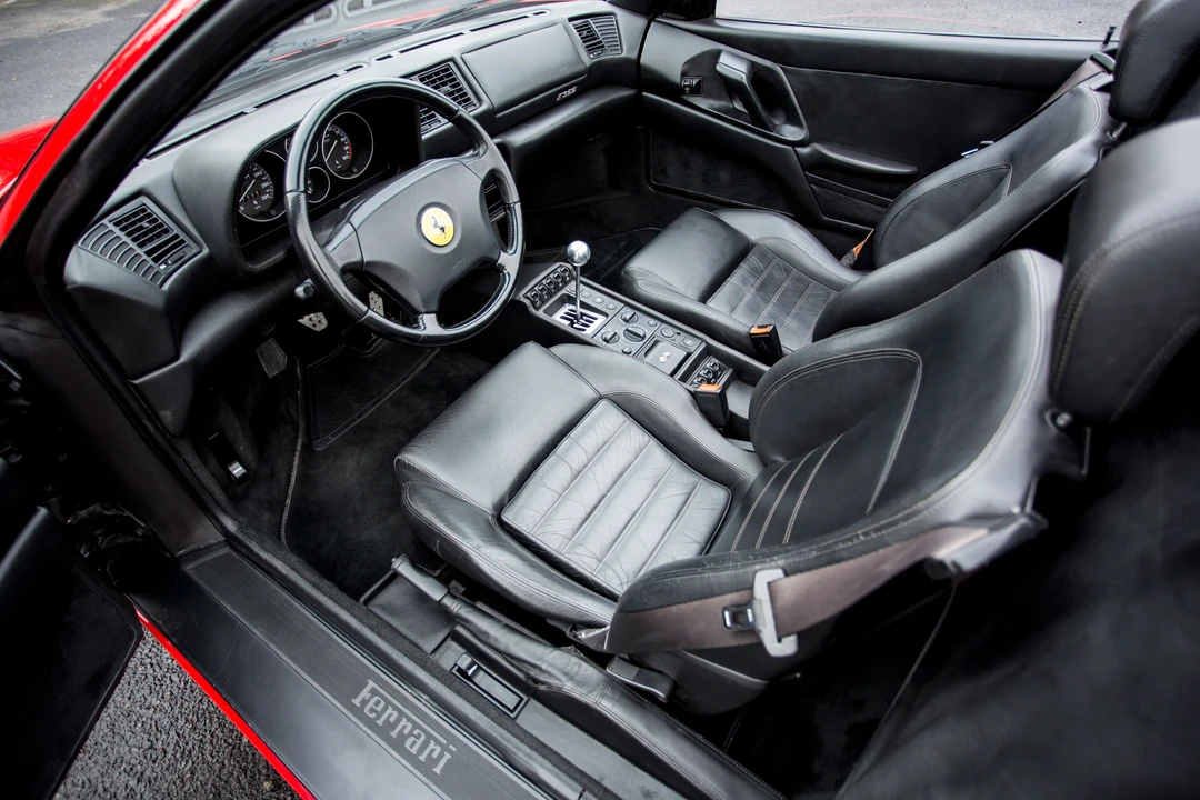 Ferrari F355 Spider - Image 9 of 23