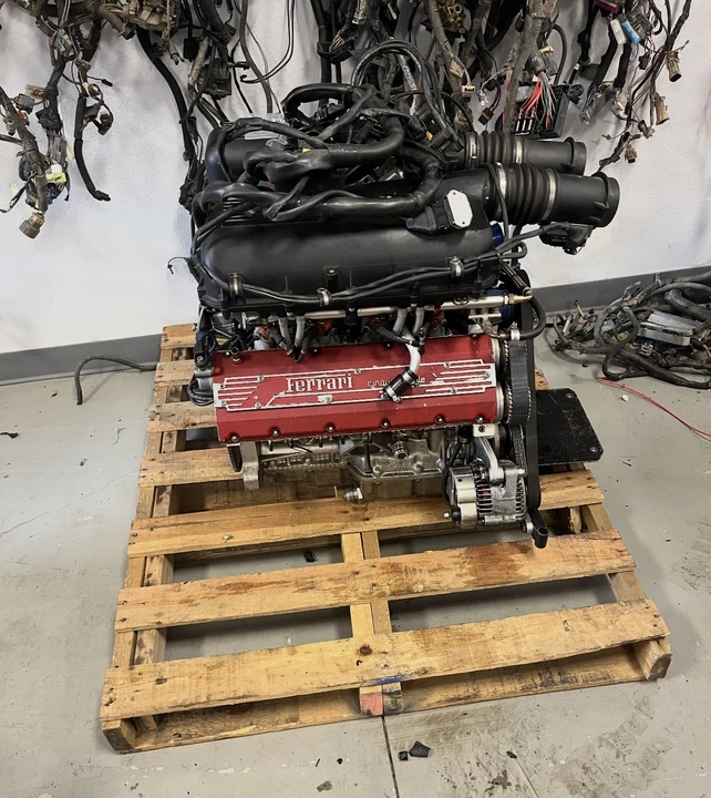 Parts & Memorabilia Engines - Image 2 of 21