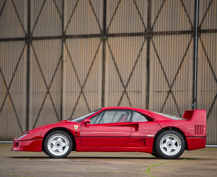 Ferrari F40 - Image 3 of 31