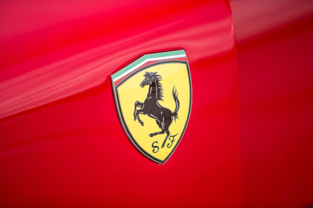 Ferrari F40 - Image 20 of 31