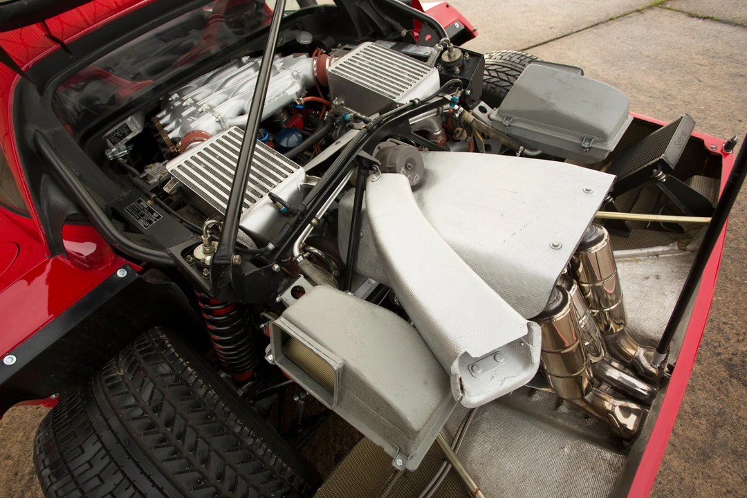Ferrari F40 - Image 16 of 31