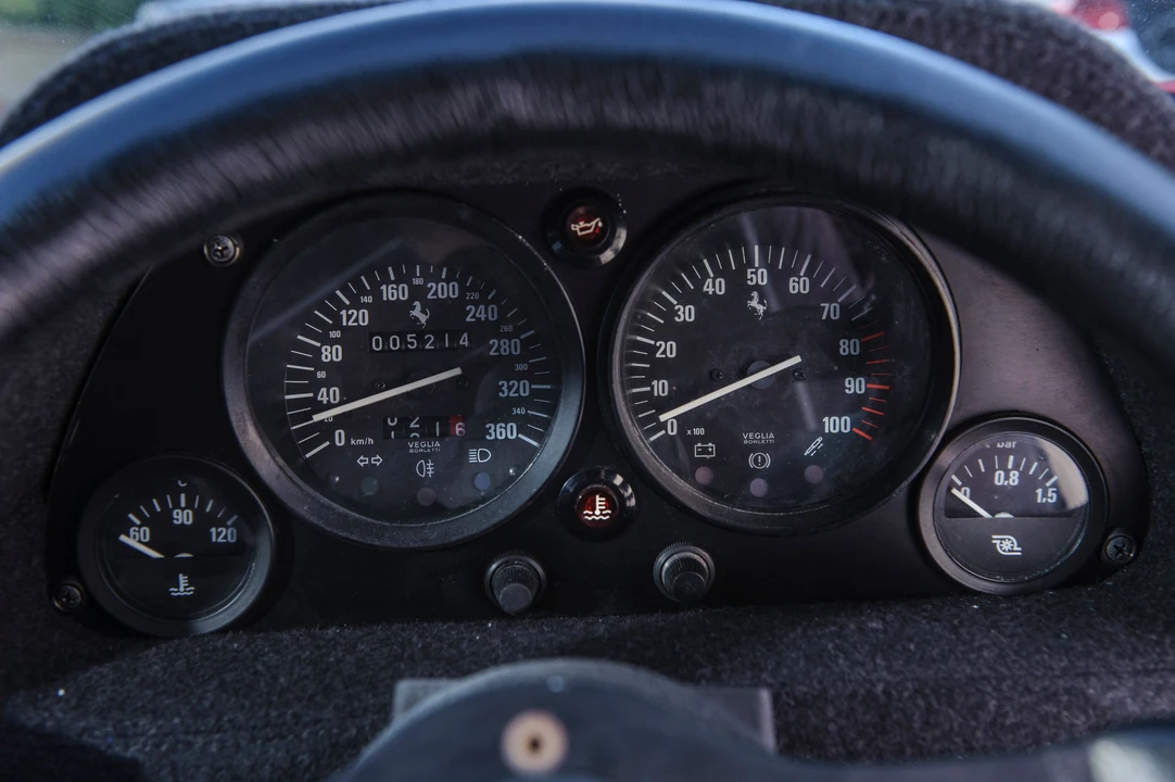 Ferrari F40 - Image 12 of 29