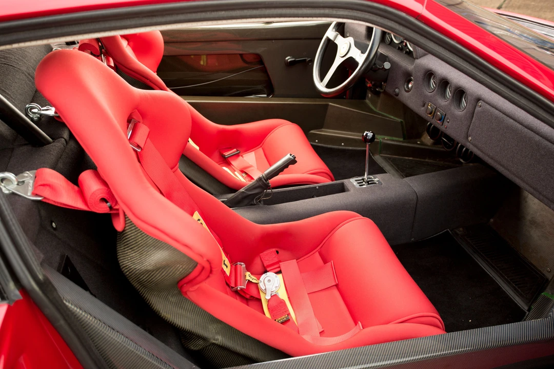 Ferrari F40 - Image 12 of 31