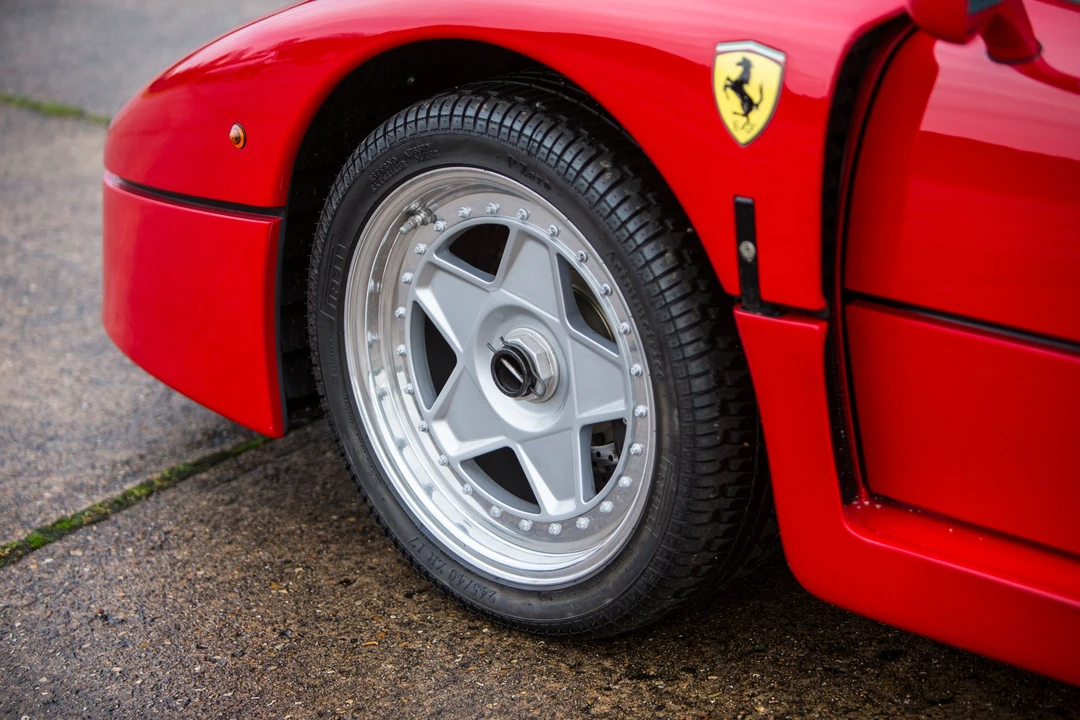 Ferrari F40 - Image 22 of 31