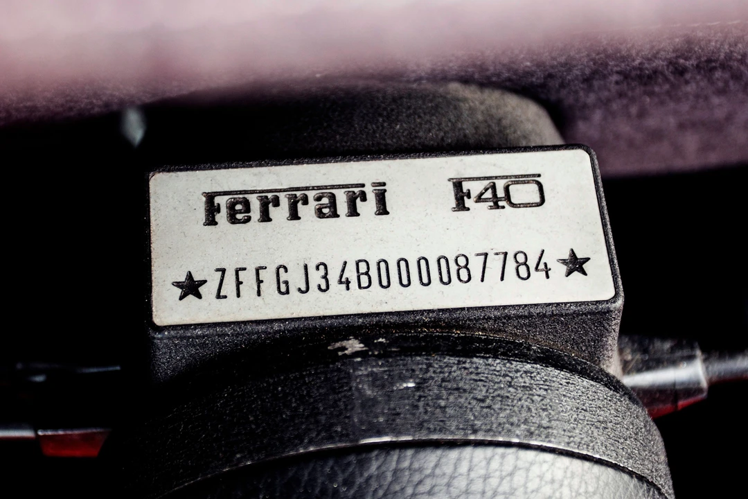 Ferrari F40 - Image 28 of 31