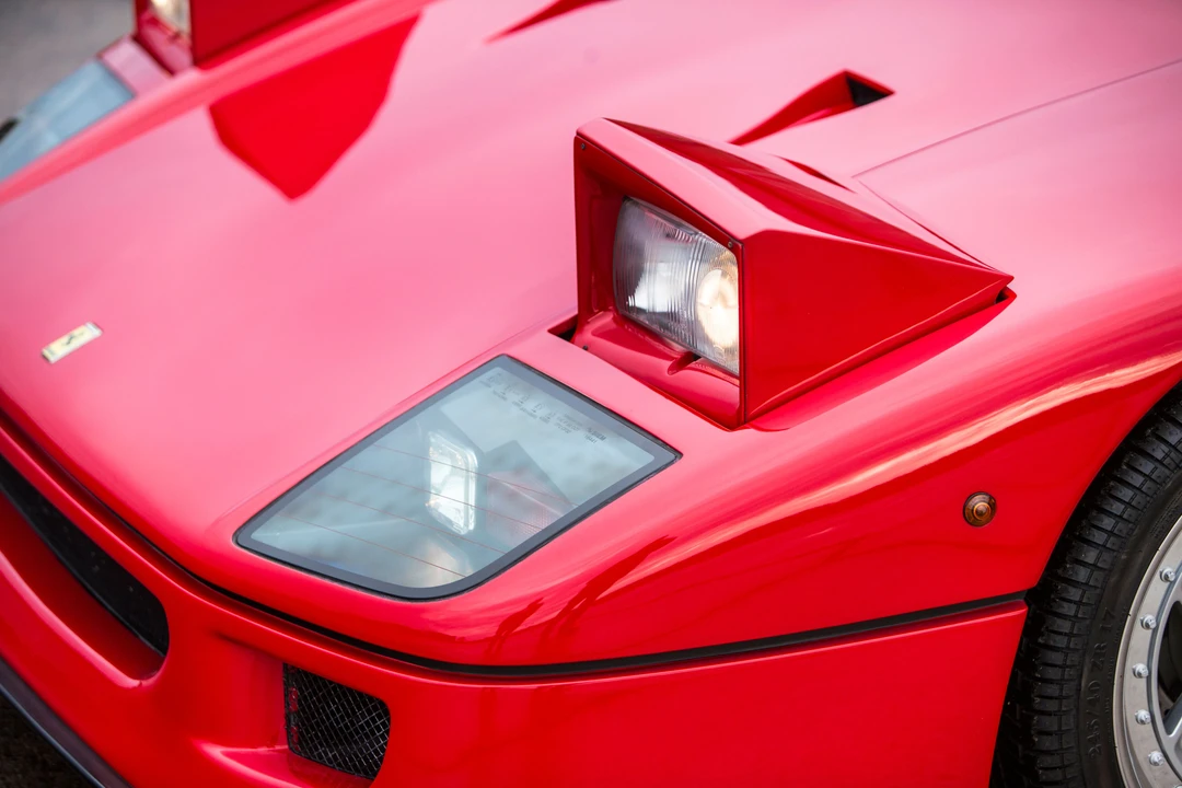 Ferrari F40 - Image 8 of 31