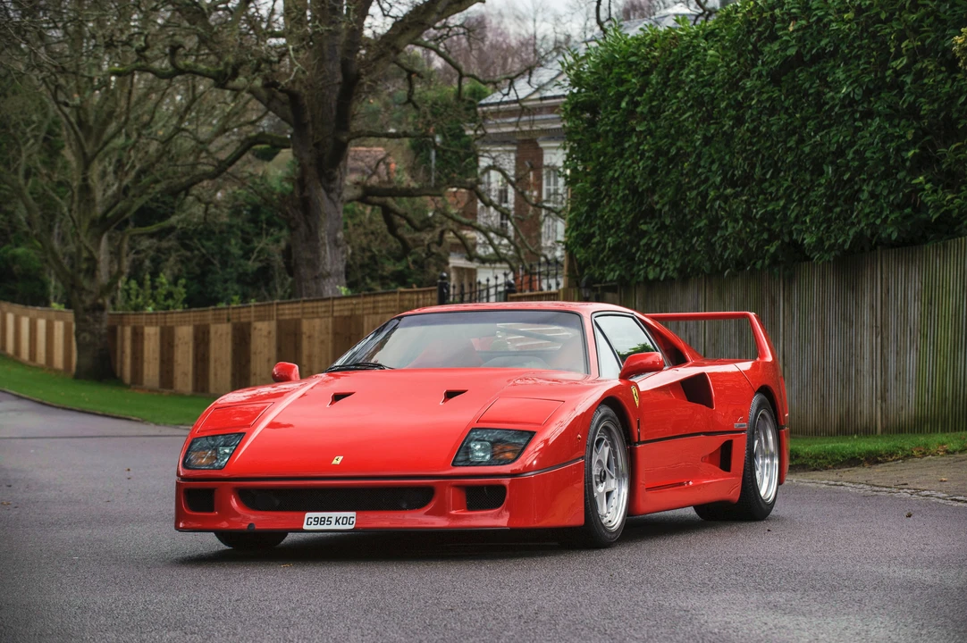 Ferrari F40 - Image 3 of 29