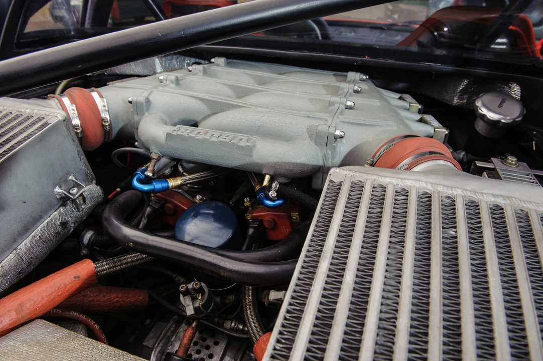 Ferrari F40 - Image 19 of 29