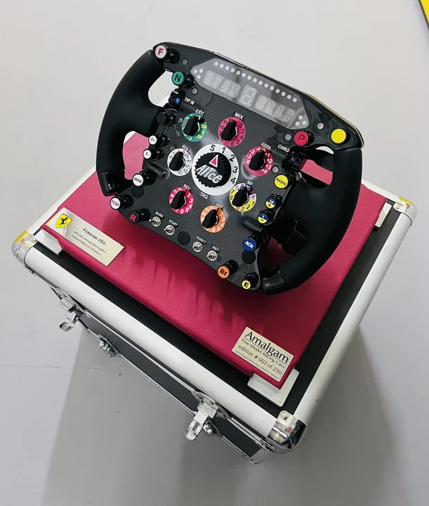 Parts & Memorabilia Scale Models - Image 3 of 23