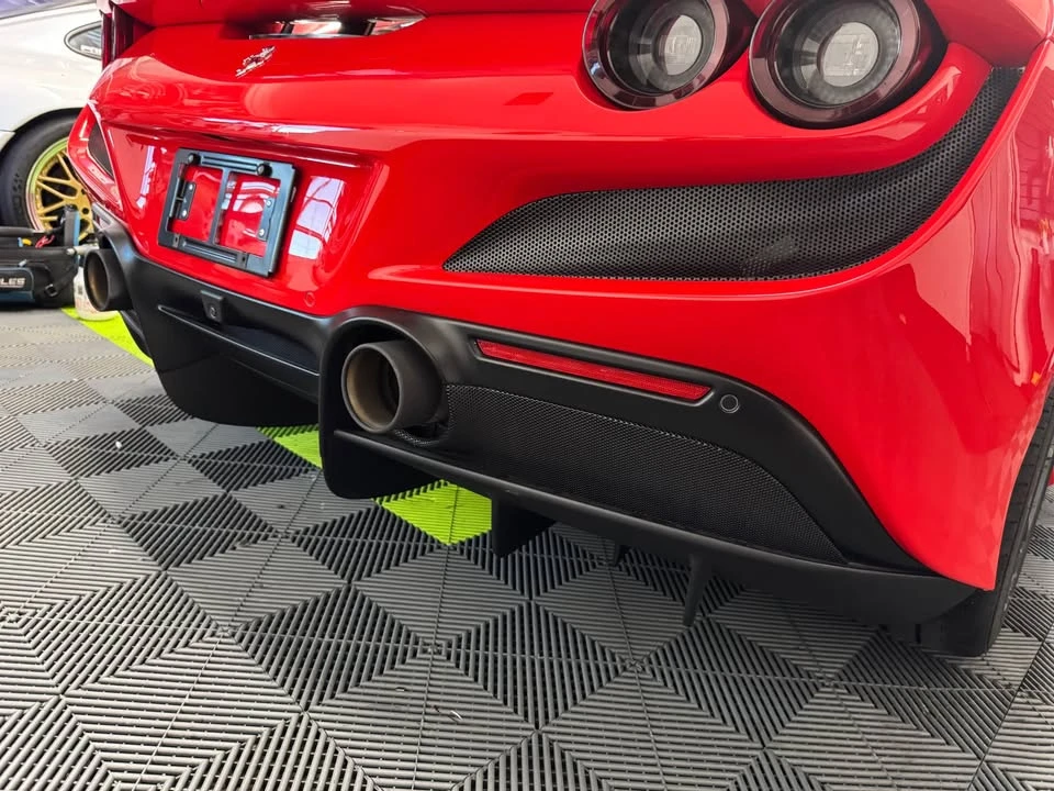 2022 Parts & Memorabilia Bodywork - Image 5 of 5