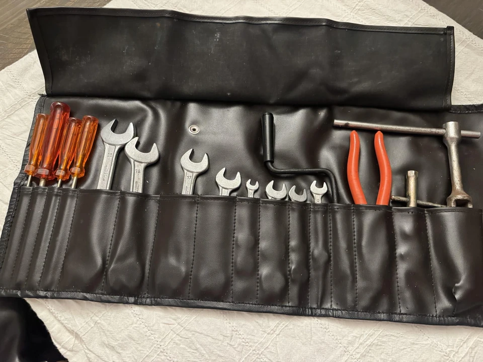 Parts & Memorabilia Tools - Image 20 of 31