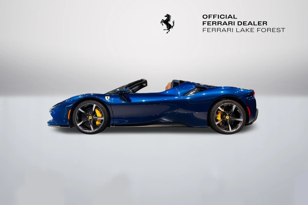 Ferrari SF90 Spider - Image 3 of 31