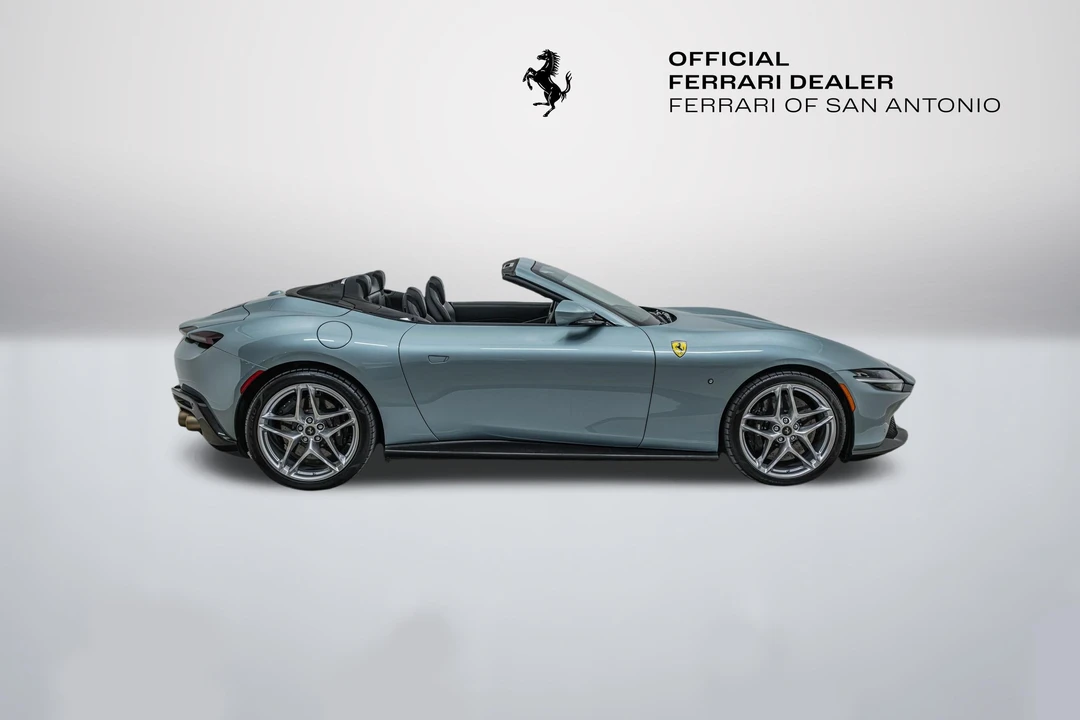 2024 Ferrari Roma Spider - Image 11 of 31